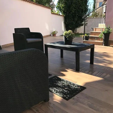 Puntizela-patty Πούλα