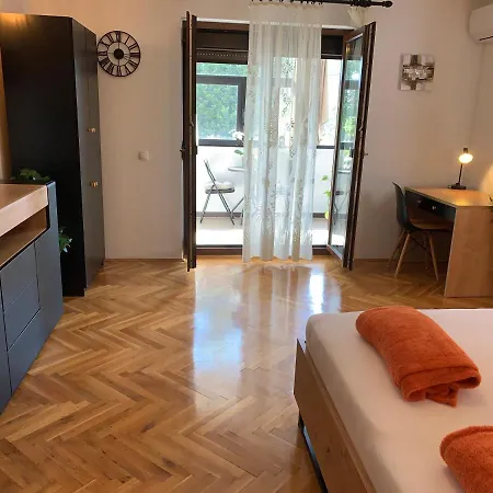 Puntizela-patty Daire *